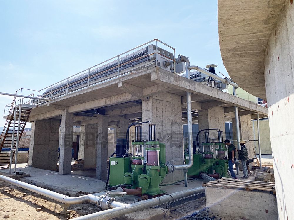 洗沙行業(yè)壓濾機(jī)入料泵